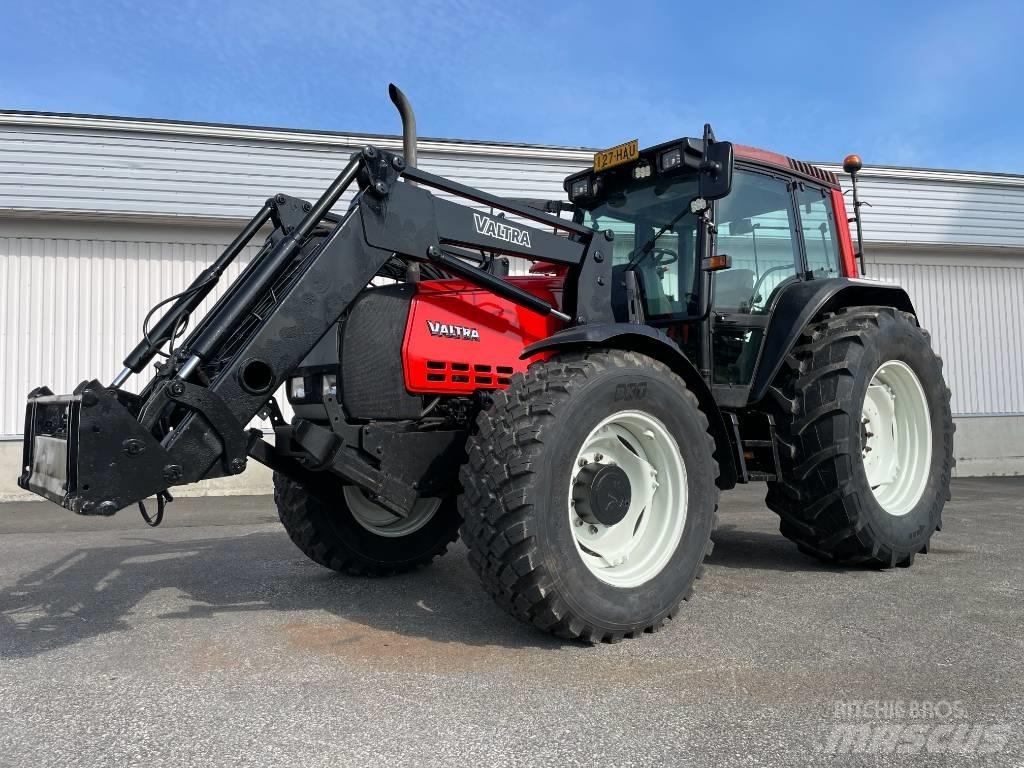 Valtra X 120 Traktoriai