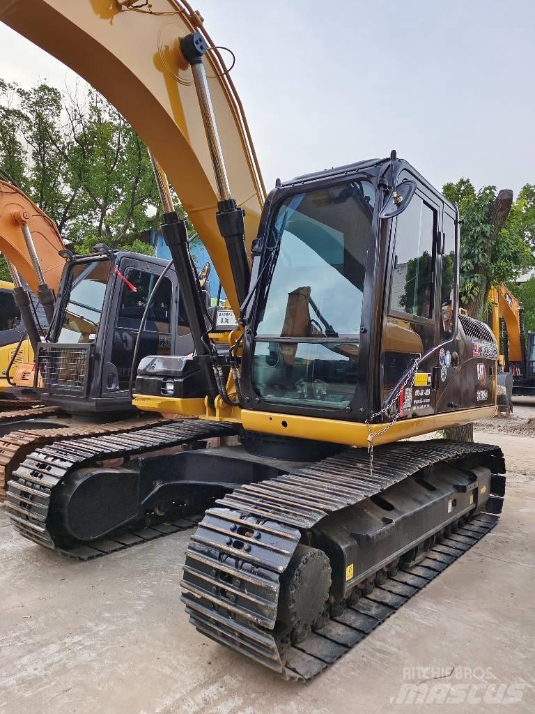 CAT 315 D Vikšriniai ekskavatoriai