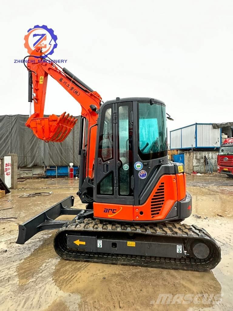 Hitachi ZX 50 Mini ekskavatoriai < 7 t