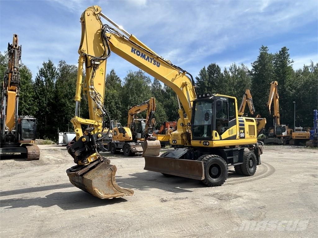 Komatsu PW 180-11 Ratiniai ekskavatoriai