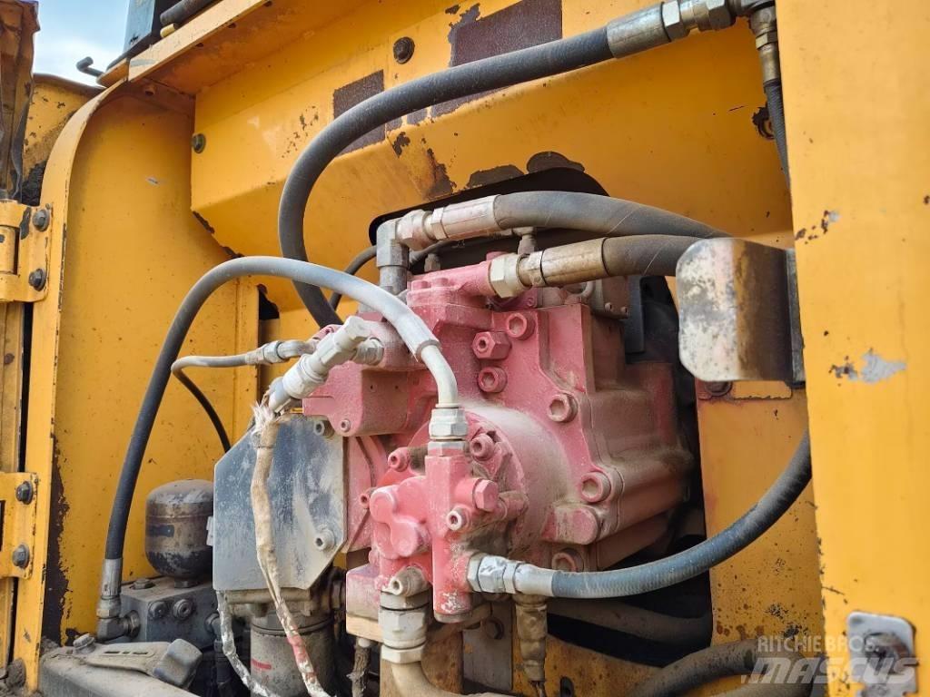 Hyundai R210W-9 Ratiniai ekskavatoriai