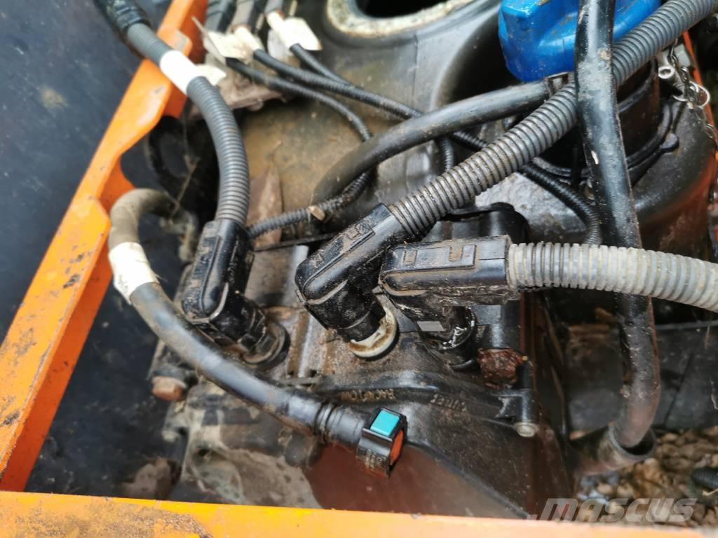 Doosan DX 225 SLR Vikšriniai ekskavatoriai