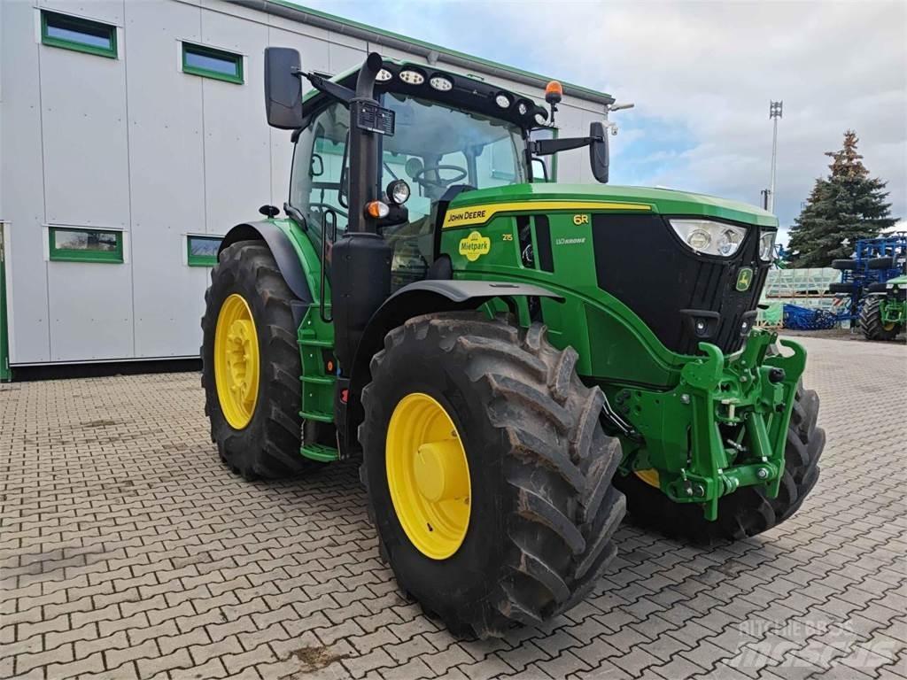 John Deere 6R 215 Traktoriai