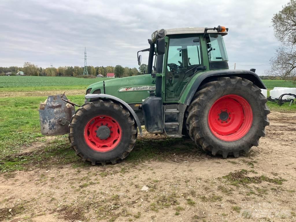 Fendt 714 Vario Traktoriai