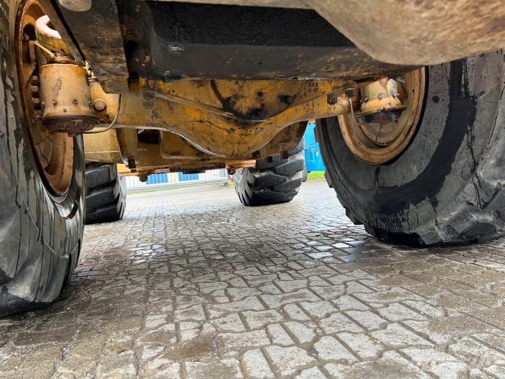 CAT 980B NVT Naudoti ratiniai krautuvai