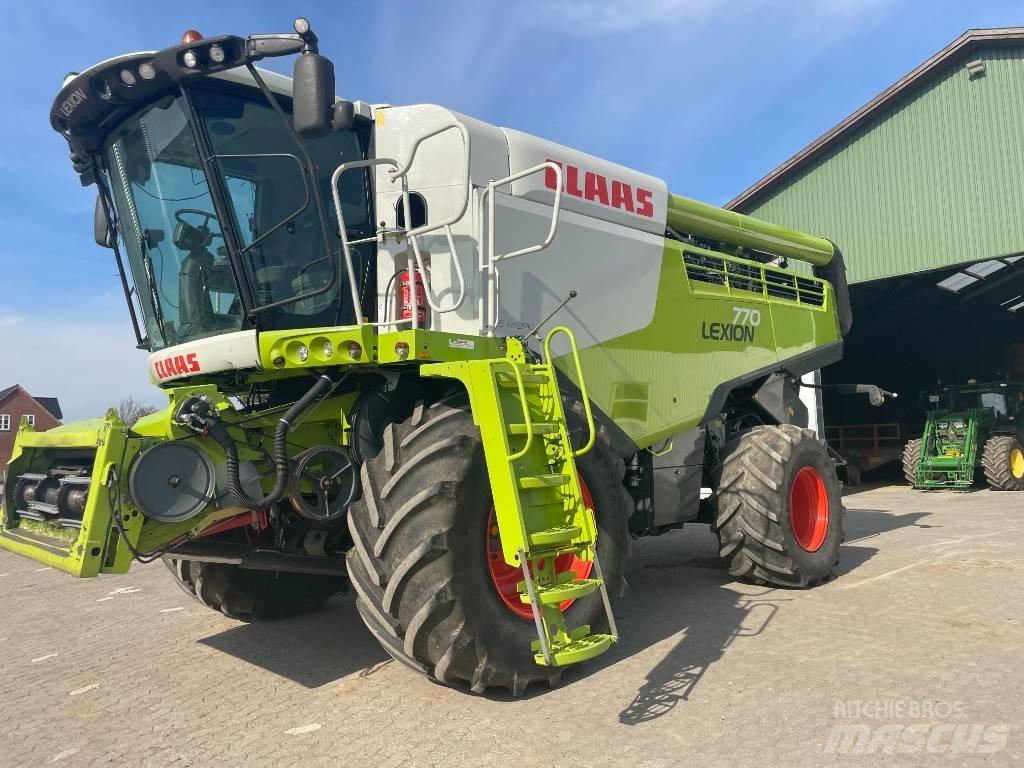 CLAAS Lexion 770 Derliaus nuėmimo kombainai
