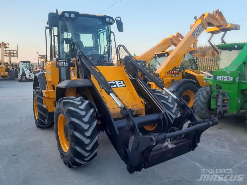 JCB 411 Naudoti ratiniai krautuvai