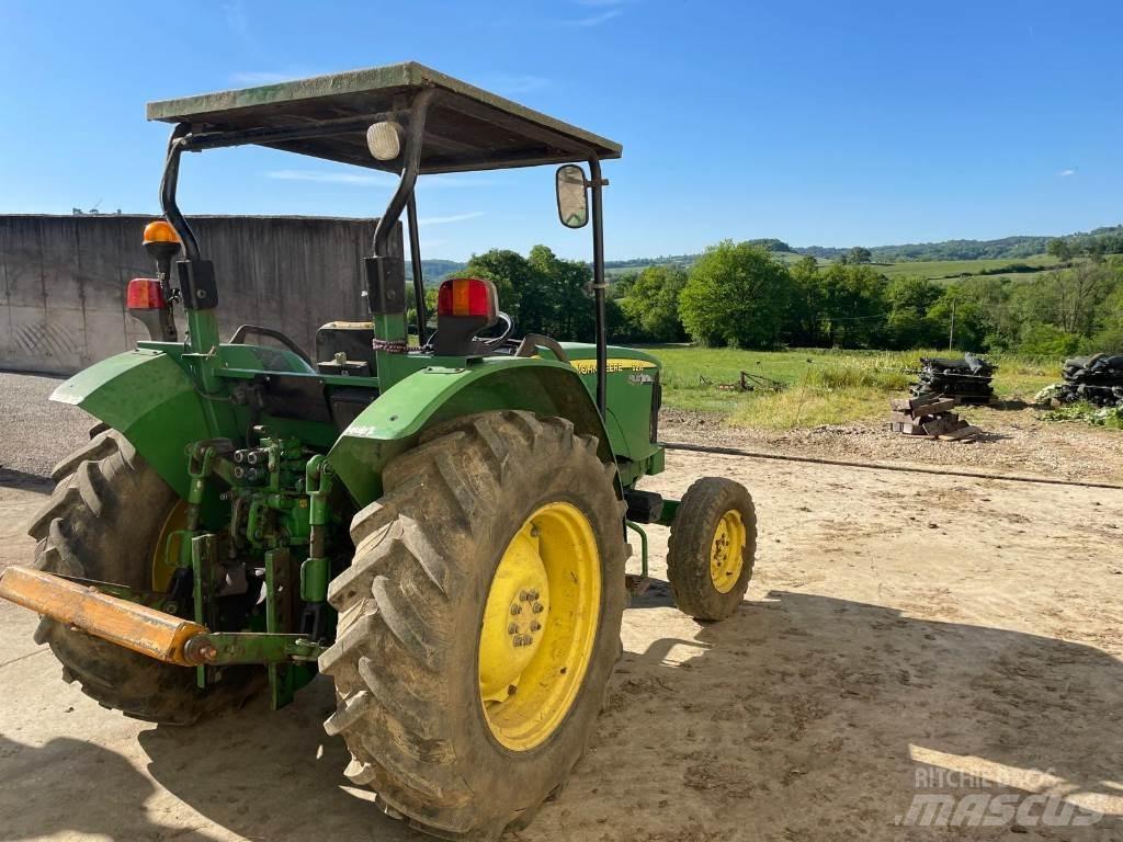 John Deere 5215 Traktoriai