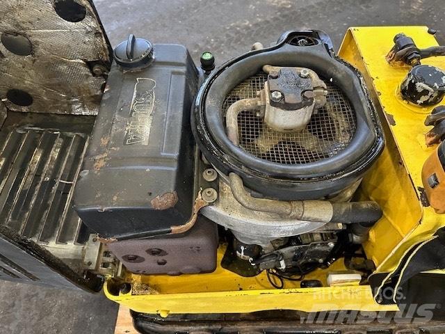 Bomag BPH80/65 Gruntiniai volai