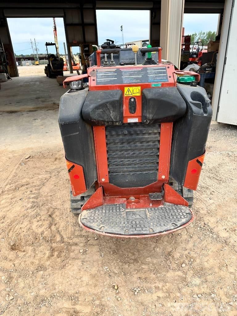 Ditch Witch sk 1050 Krautuvai su šoniniu pasukimu