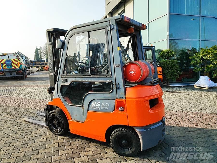 Toyota 42-7FGF18 LPG (dujiniai) krautuvai