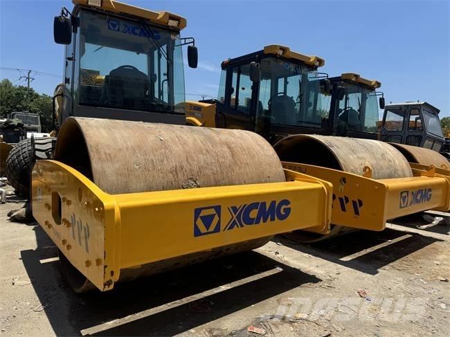 XCMG XS 223 J Vieno būgno volai