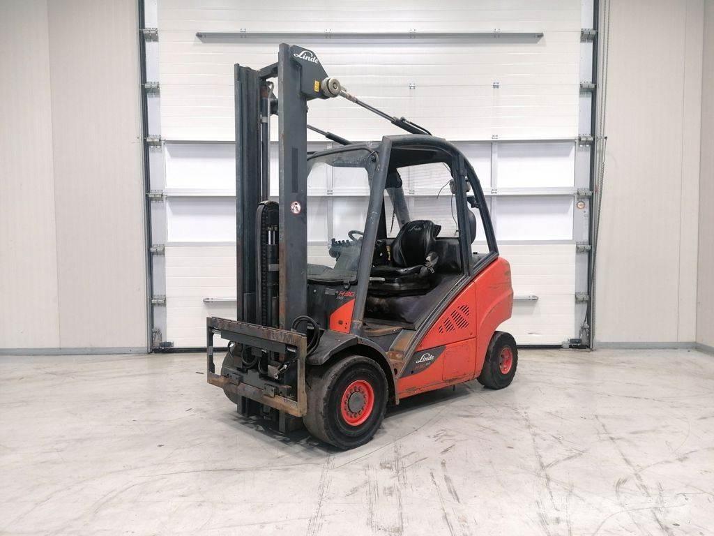 Linde H30D-02 Dyzeliniai krautuvai