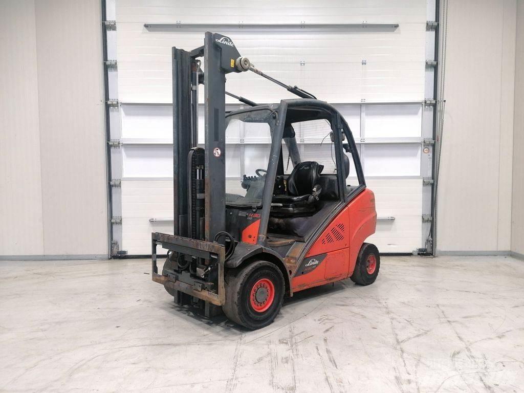 Linde H30D-02 Dyzeliniai krautuvai