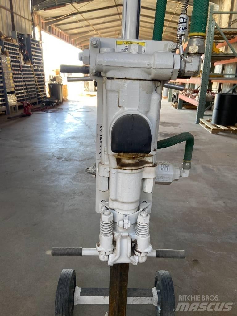  Minnich Hornet Priedai