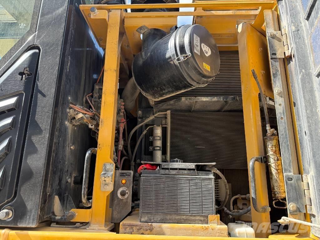 CAT 335 F L CR Vikšriniai ekskavatoriai