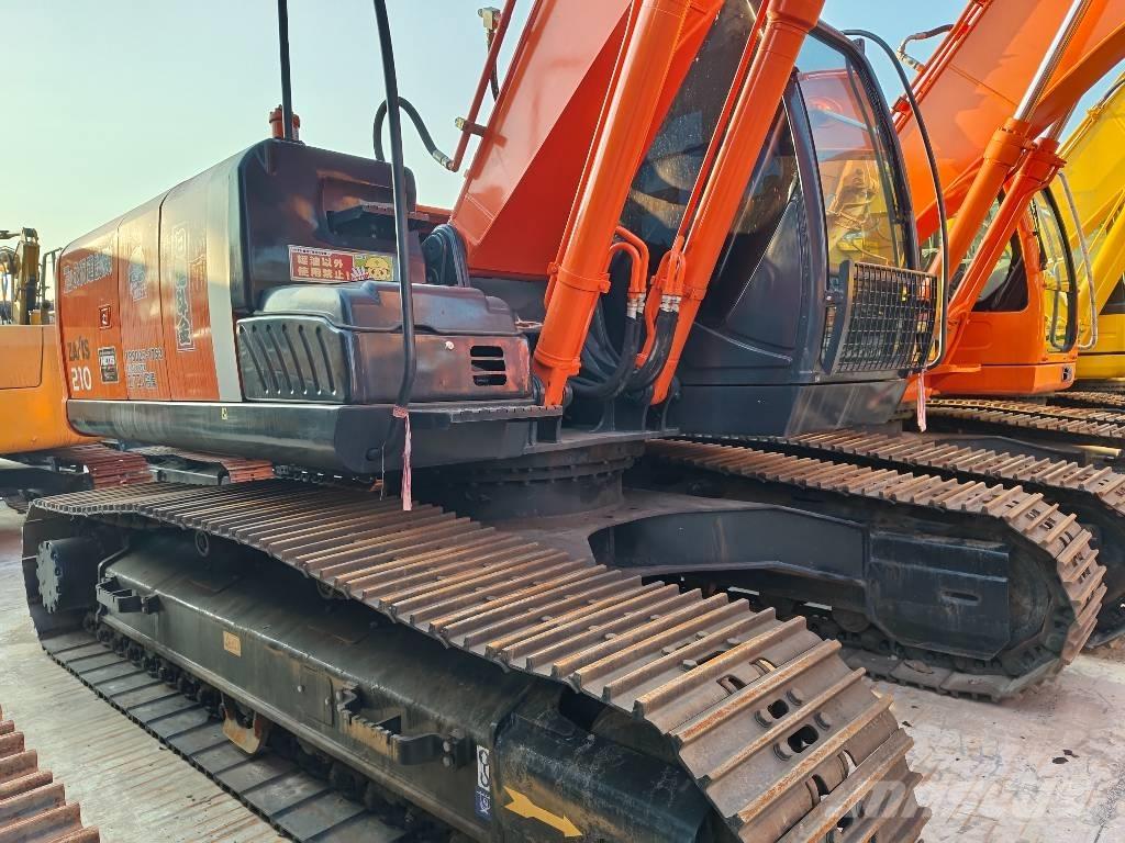 Hitachi ZX 210 Vikšriniai ekskavatoriai