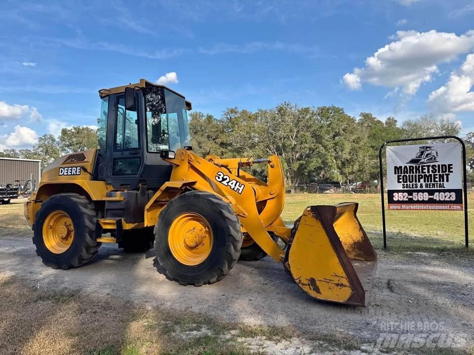 John Deere 324h Naudoti ratiniai krautuvai