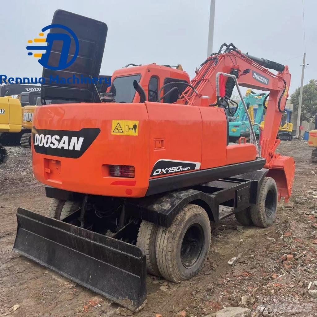Doosan DX150W-7 Ratiniai ekskavatoriai