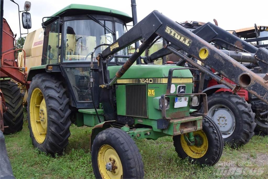 John Deere 1640 Traktoriai