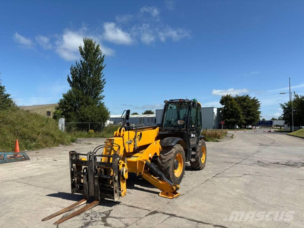 JCB 540-140 Teleskopiniai krautuvai