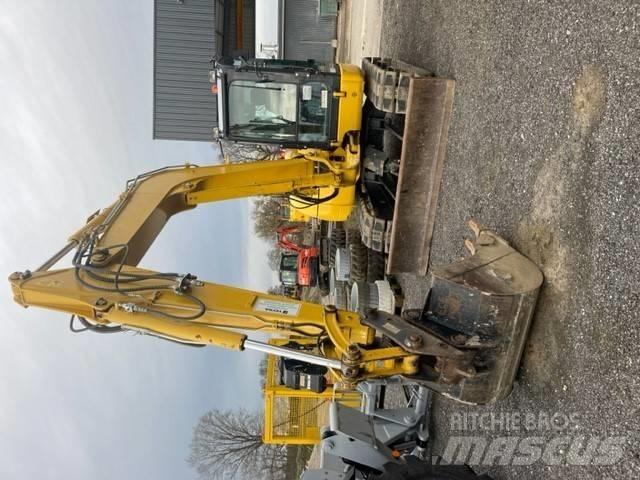 Komatsu PC80MR Teleskopiniai krautuvai