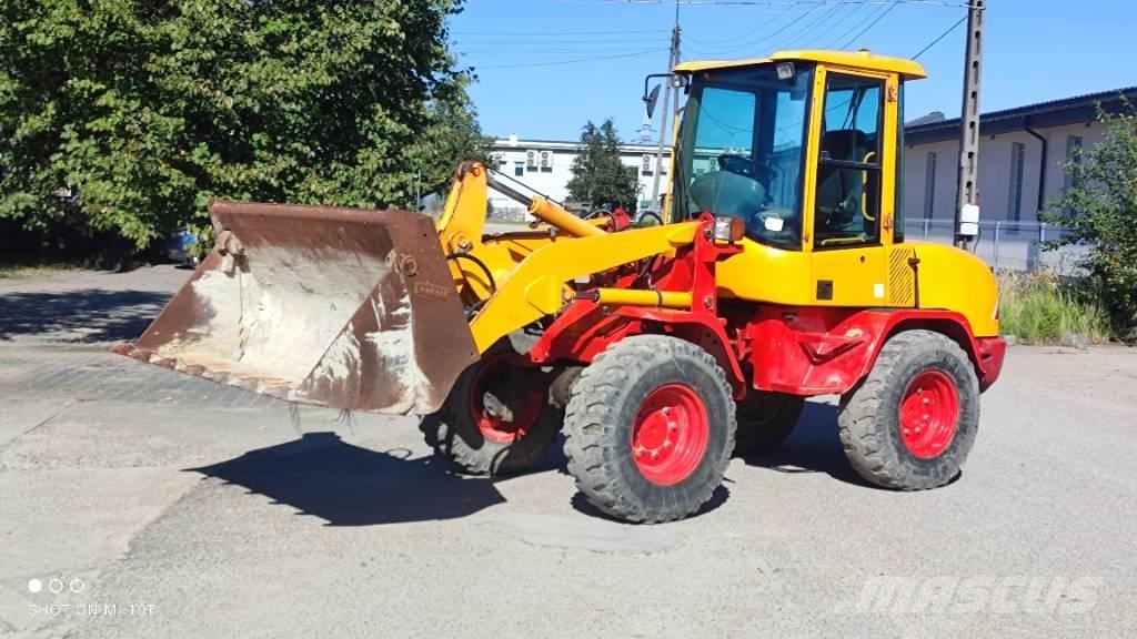 Volvo L 30 B Naudoti ratiniai krautuvai