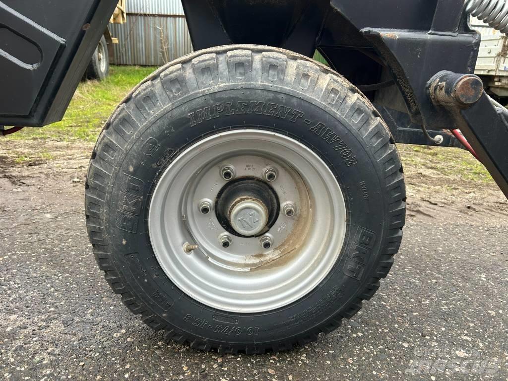 New Holland CX 880 Derliaus nuėmimo kombainai