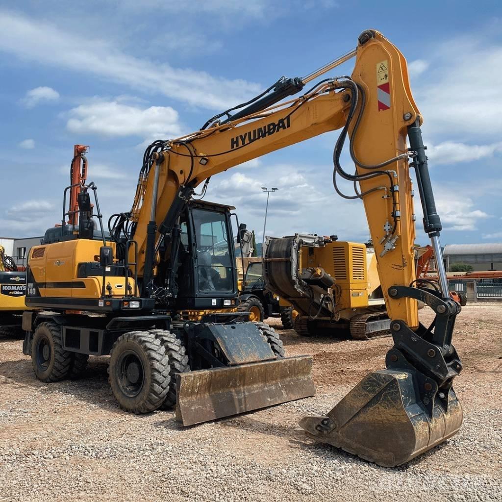 Hyundai HW140 Ratiniai ekskavatoriai