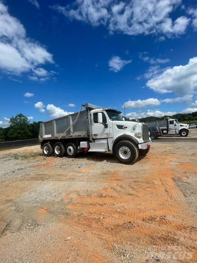 Peterbilt Dump Truck Savivarčių priekabų vilkikai
