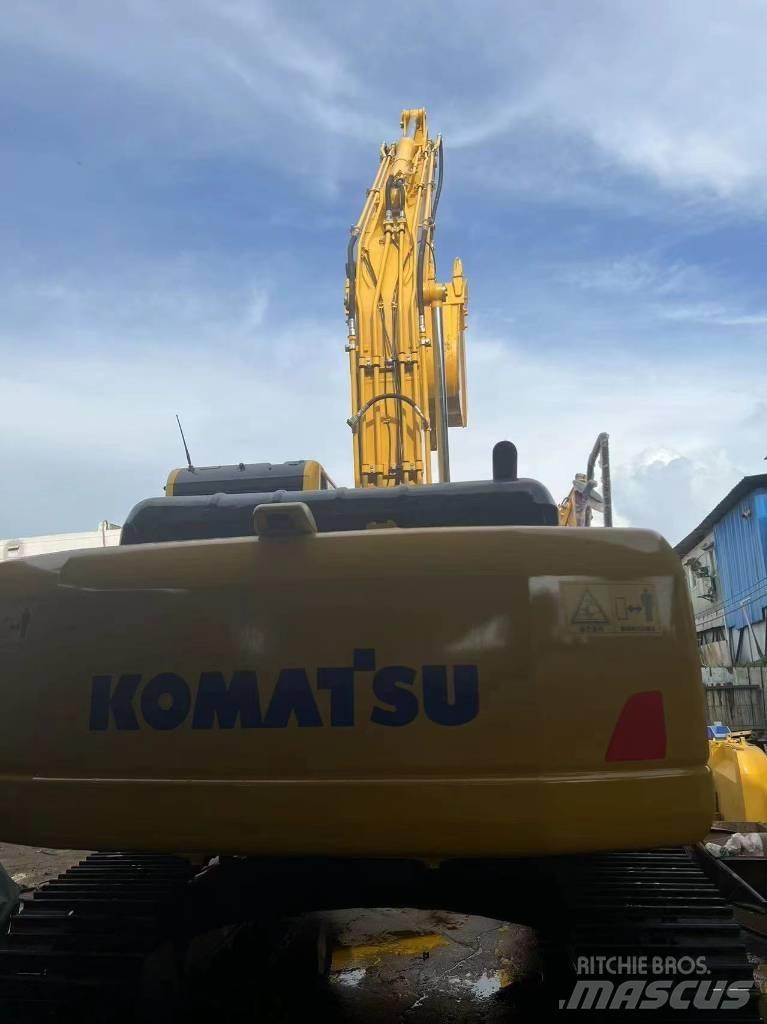 Komatsu PC 210 LC Vikšriniai ekskavatoriai