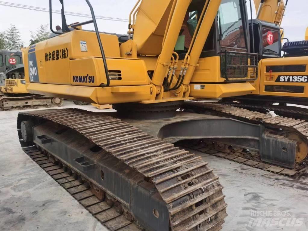 Komatsu PC 240 LC Vikšriniai ekskavatoriai