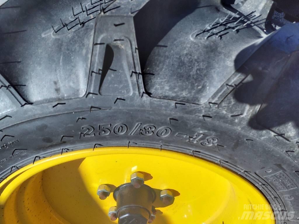 Multiva eForte 300 Sėjamieji kombainai