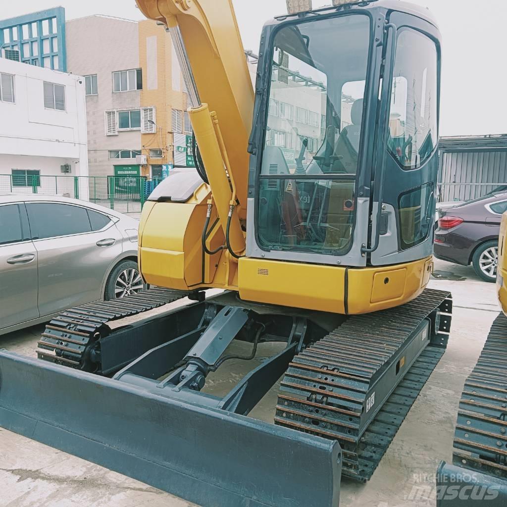 Komatsu PC 78 US Vikšriniai ekskavatoriai