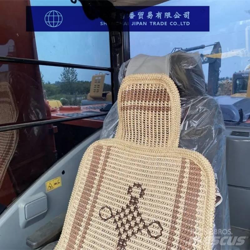 Hitachi ZX 210 Vikšriniai ekskavatoriai