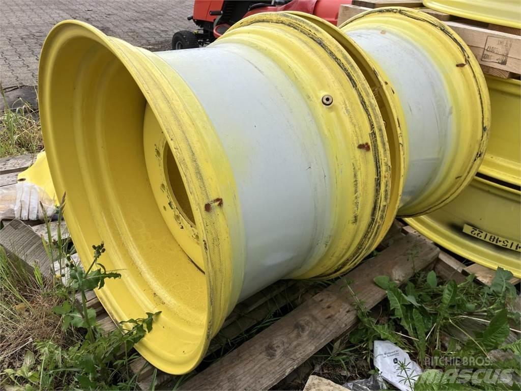 John Deere 20x30 Padangos, ratai ir ratlankiai