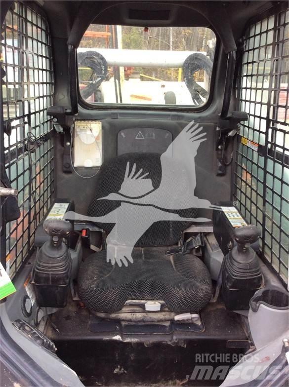 Bobcat T770 Krautuvai su šoniniu pasukimu