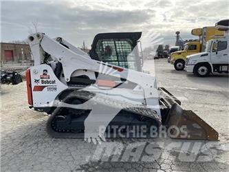 Bobcat T870 Krautuvai su šoniniu pasukimu