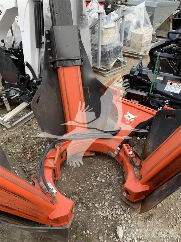 Bobcat TS36MC Miško technika - Kita