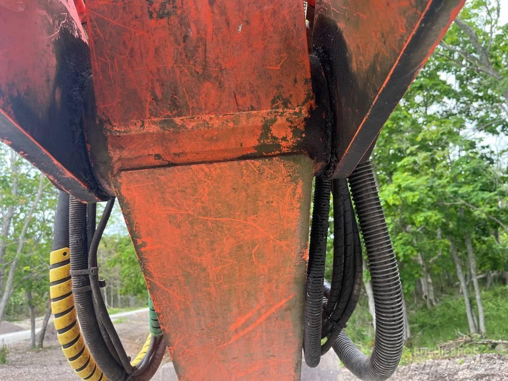Fiat-Kobelco E 215 Vikšriniai ekskavatoriai