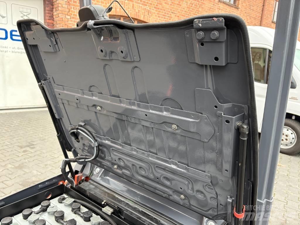 Toyota 8 FBET 15 Elektriniai šakiniai krautuvai