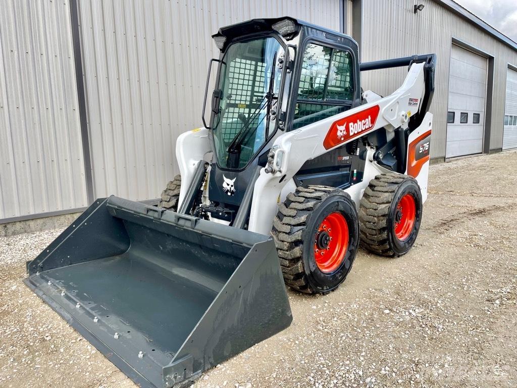 Bobcat S 76 Krautuvai su šoniniu pasukimu