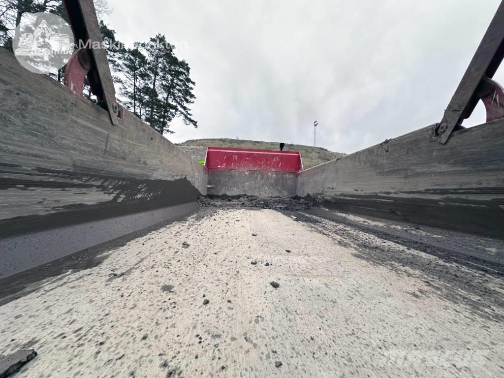 Volvo FMX 380 Savivarčių priekabų vilkikai