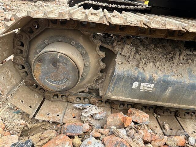 Kobelco SK70SR Vikšriniai ekskavatoriai