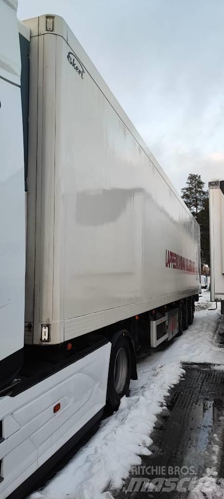 Ekeri T3-R Puspriekabės su izoterminiu kėbulu