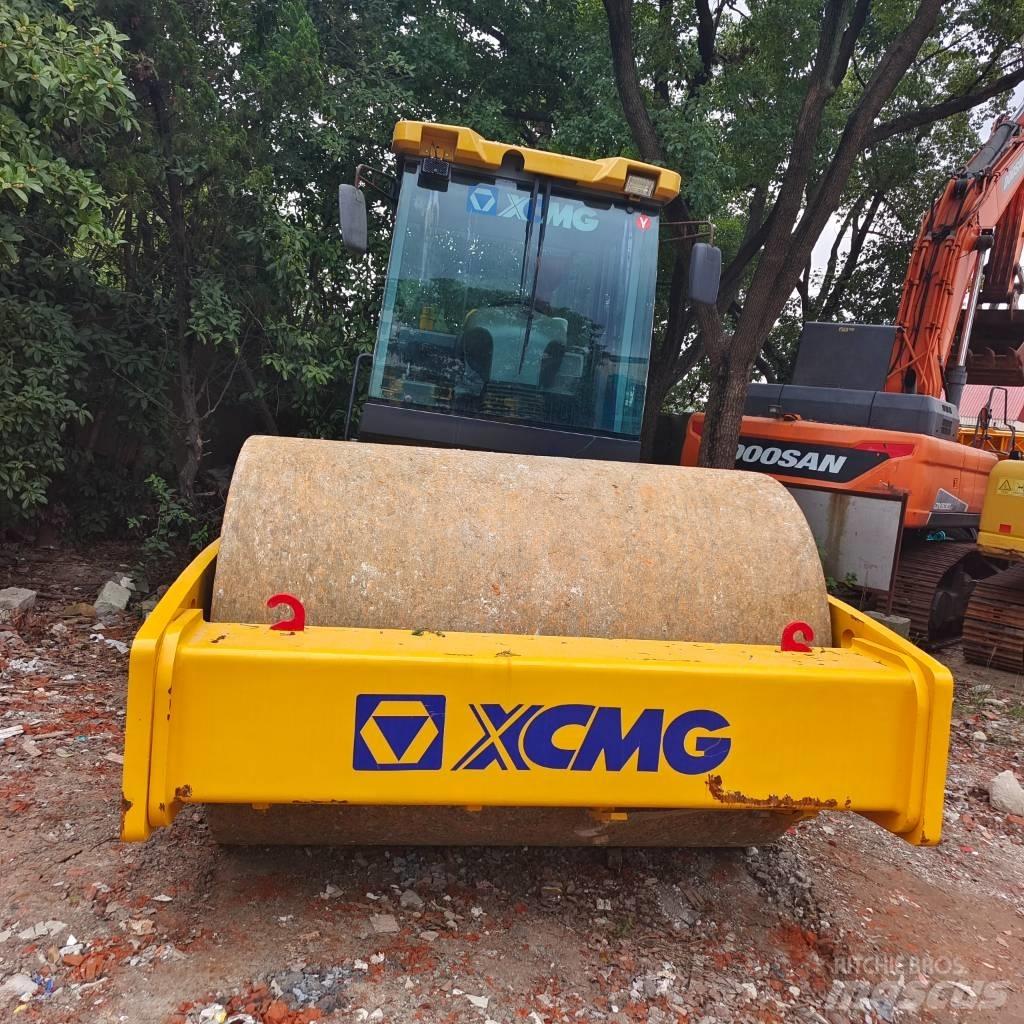 XCMG XS 223 J Vieno būgno volai