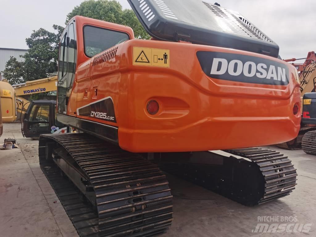 Doosan DX 225 LC-9C Vikšriniai ekskavatoriai