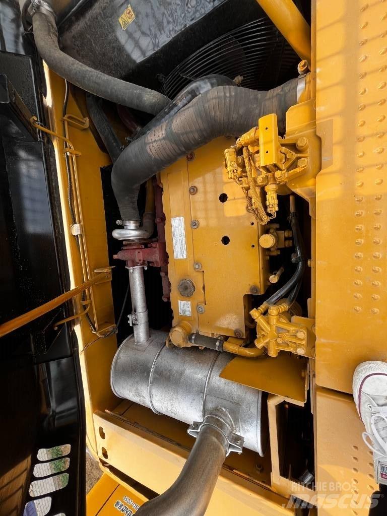 CAT CAT320D Vikšriniai ekskavatoriai