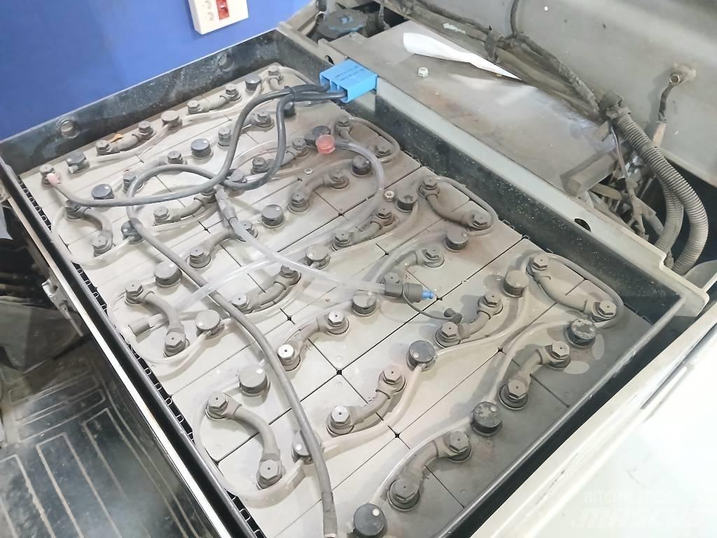 Nissan G1N1L 16 Q Šakiniai krautuvai - Kita