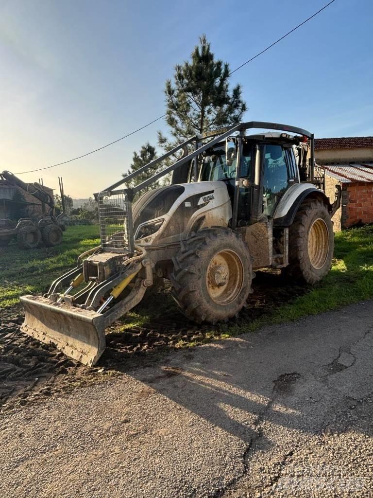 Valtra T 174 Naudoti miškovežiai (Forvarderiai)